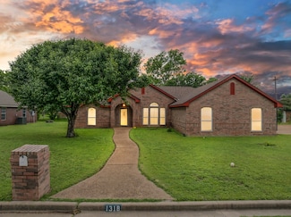 1318 Fisher St, Waco, TX 76705