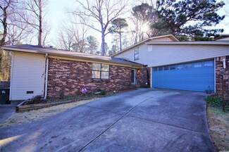 5701 Old Pine Rd, Little Rock, AR 72204