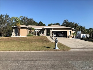 10741 W Pinebark Ln, Crystal River, FL 34429