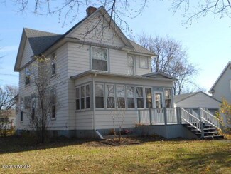 403 S Main St, Lamberton, MN 56152