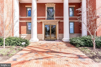 955 26th St NW Unit 411, Washington, DC 20037
