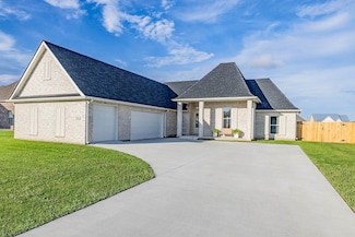 246 Independence Dr, Houma, LA 70360