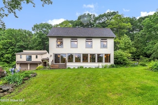 15 Baker Rd, Granville, NY 12832