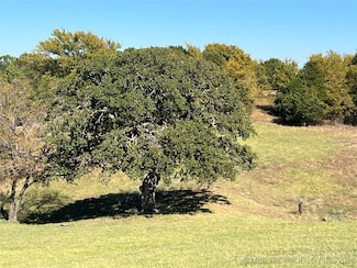 5804 Samuel Rd, Kingston, OK 73439