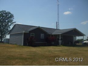 619 Carol Dr, Walton, IN 46994