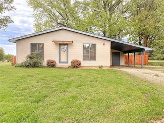 643 Tamarach Dr, Edwardsville, IL 62025