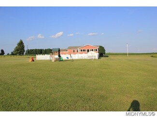 2635 Skyline Dr, Deansboro, NY 13328