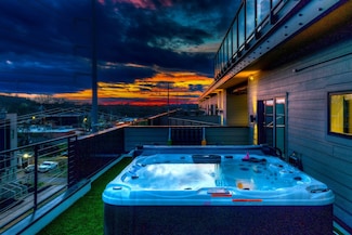 2704 Clifton Ave Unit 402, Nashville, TN 37209