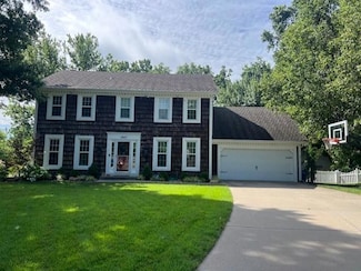 5421 Bluejacket St, Shawnee, KS 66203