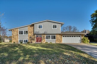 9024 44th Cir N, New Hope, MN 55428