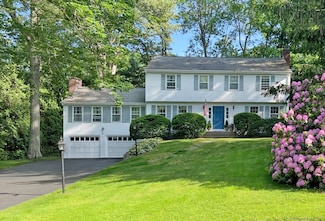 15 Saxon Rd, Madison, CT 06443