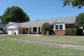 609 Garden Ln, McAlester, OK 74501