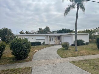 4262 Gardner Dr, Port Charlotte, FL 33952
