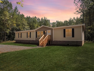 852 Lawyer Ln, Cross, SC 29436