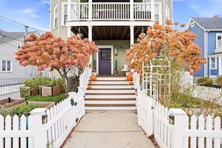 28 Pearl Ave Unit 3, Winthrop, MA 02152