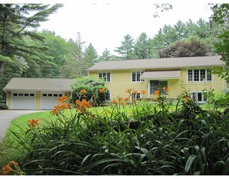 203 Fiske St, Carlisle, MA 01741