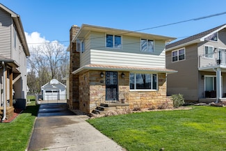 114 W Grove Ave, Michigan Center, MI 49254