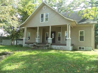 88 W Fletchall St, Poseyville, IN 47633