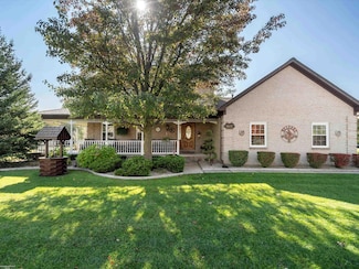 36672 Orchard Lake Dr, New Baltimore, MI 48047