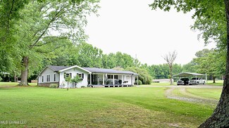 343 Dixie Hill Rd, Hernando, MS 38632