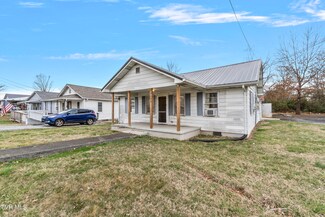 2200 E Unaka Ave, Johnson City, TN 37601