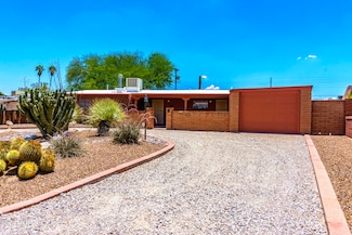 5750 E Baker St, Tucson, AZ 85711