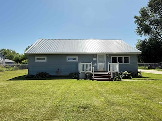 2705 Pine St, Rock Falls, IL 61071