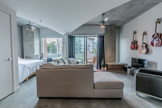 600 12th Ave S Unit 430, Nashville, TN 37203