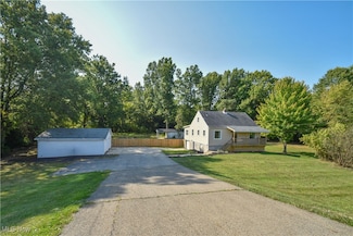 5109 Kirk Rd, Youngstown, OH 44515
