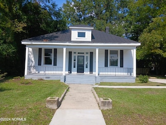 313 Railroad St E, Wilson, NC 27893