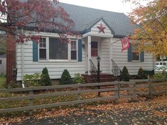 61 Hillside Ave, Lynn, MA 01902