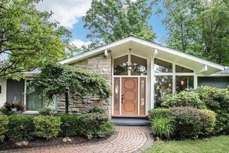 710 N Valley View Rd, Pulaski, PA 16143