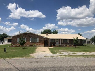 7828 NE Watts Rd, Fletcher, OK 73541