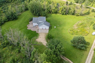 988 County Road T, Hammond, WI 54015