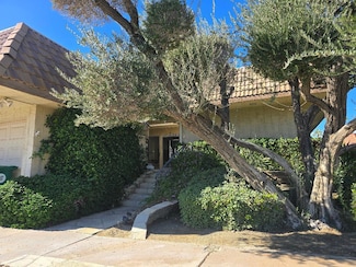 38811 Tandika Trail N, Palm Desert, CA 92211