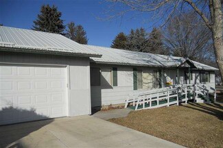 706 4th Ave W, Gooding, ID 83330