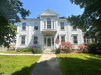 762 Main St, Williamstown, MA 01267