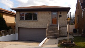 9007 W 24th St, Riverside, IL 60546