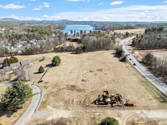 57 Clover Ln, Laconia, NH 03246