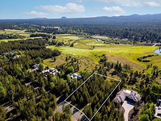 56340 Twin Rivers Dr, Bend, OR 97707