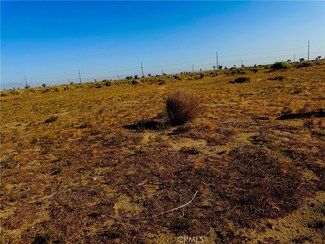 82 Stw Vic Ave E # J2, Lancaster, CA 93535