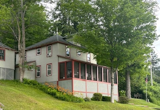 1056 Point of Pines Rd, Fair Haven, VT 05743