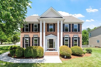 318 Riggsbee Farm Dr, Cary, NC 27519