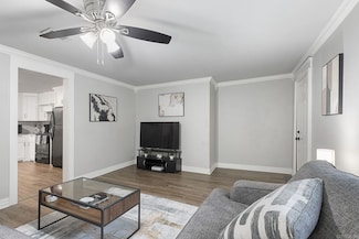 2017 Hairston Ave, Conway, AR 72034