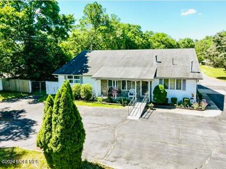 261 Oak Ave, West Creek, NJ 08092