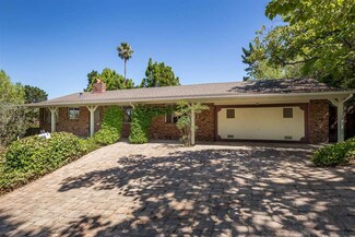 101 Hillside Ave, Menlo Park, CA 94025