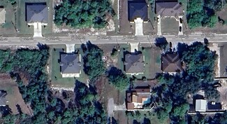 801/803 W 12th St, Lehigh Acres, FL 33972