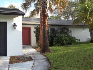 2527 Monterey St, Sarasota, FL 34231