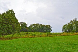 81 Pine Valley Rd, Washington, PA 15301