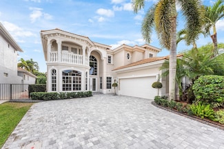 8168 Valhalla Dr, Delray Beach, FL 33446